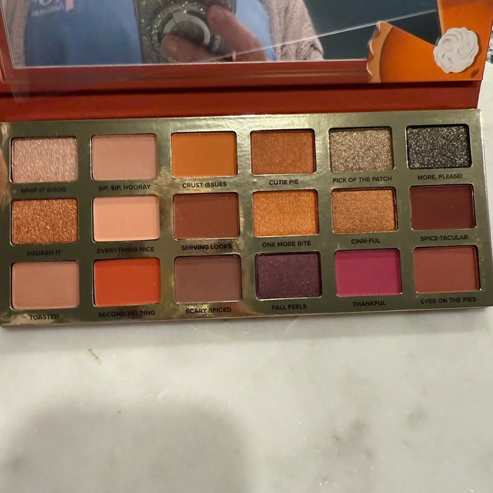 Too Faced Pumpkin Spice Second Slice Eyeshadow Palette NIB - Picture 4 of 4